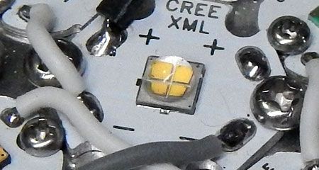 Cree XML 4チップ直列タイプ